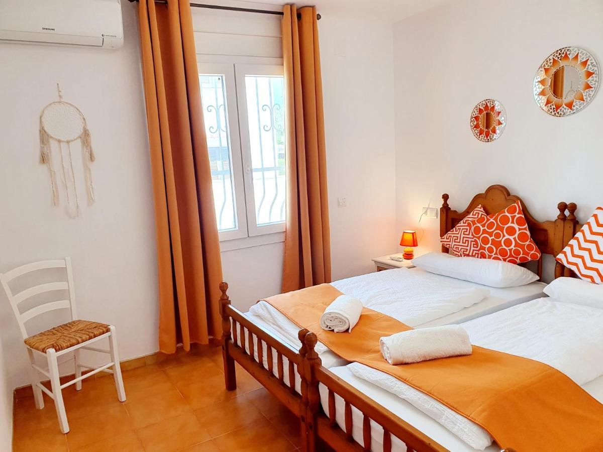 New Holiday House "Casa Mialina" With Private Pool, 300M To Beach كامبريلس المظهر الخارجي الصورة