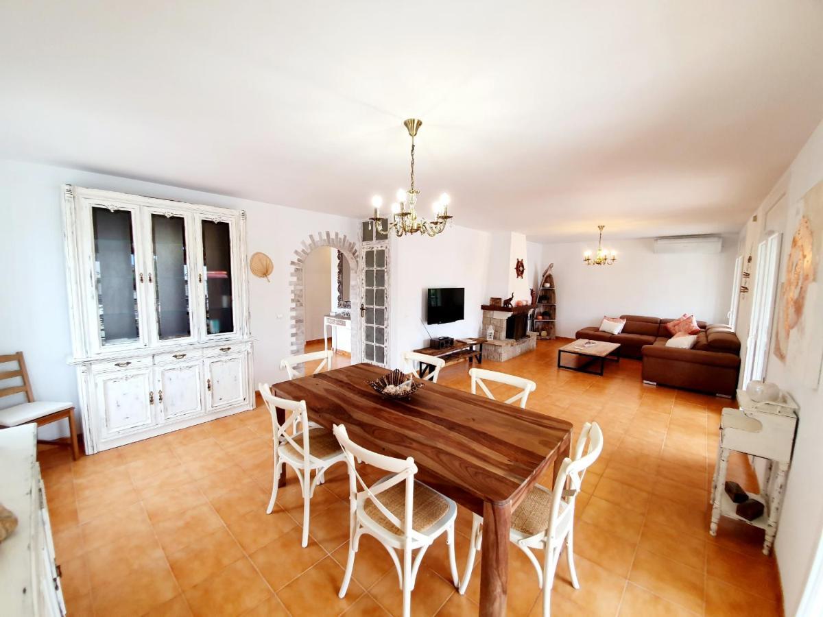 New Holiday House "Casa Mialina" With Private Pool, 300M To Beach كامبريلس المظهر الخارجي الصورة