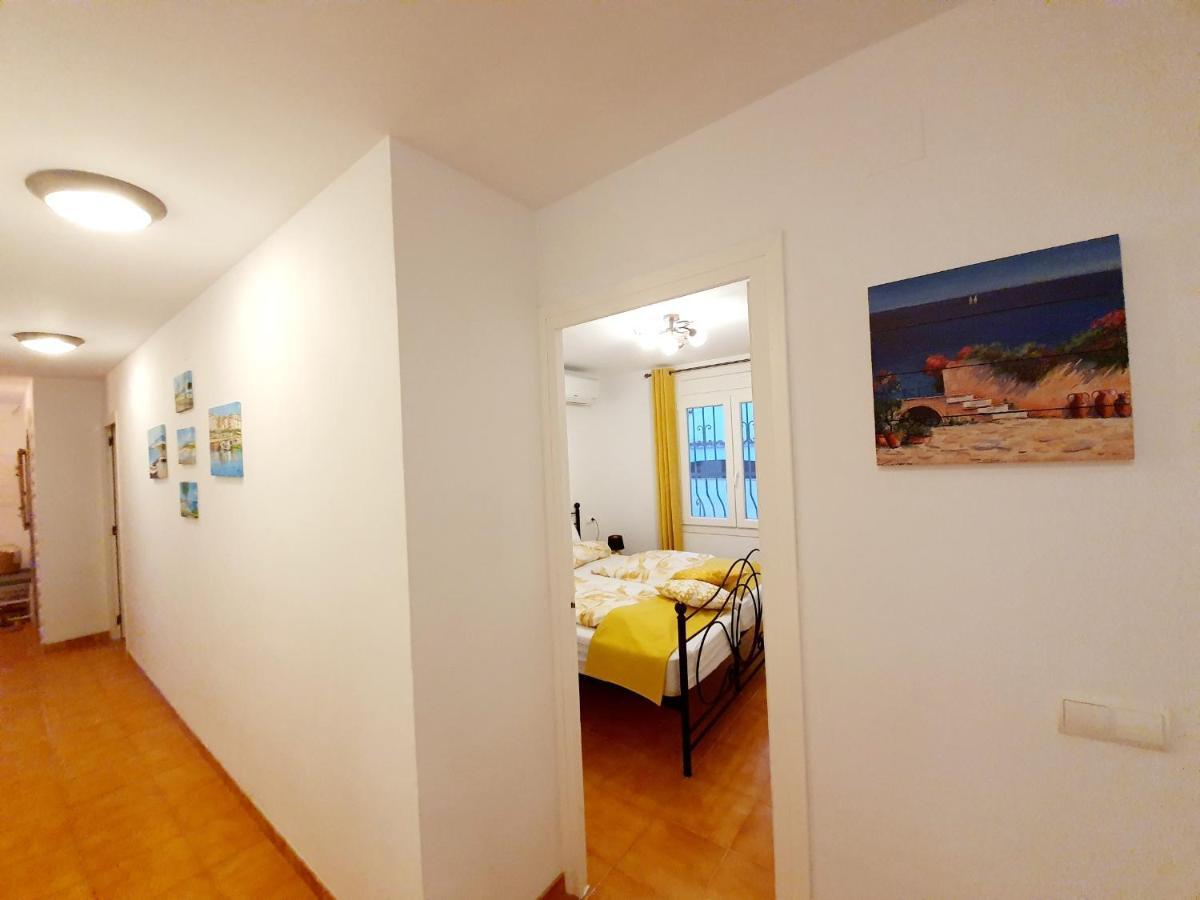 New Holiday House "Casa Mialina" With Private Pool, 300M To Beach كامبريلس المظهر الخارجي الصورة